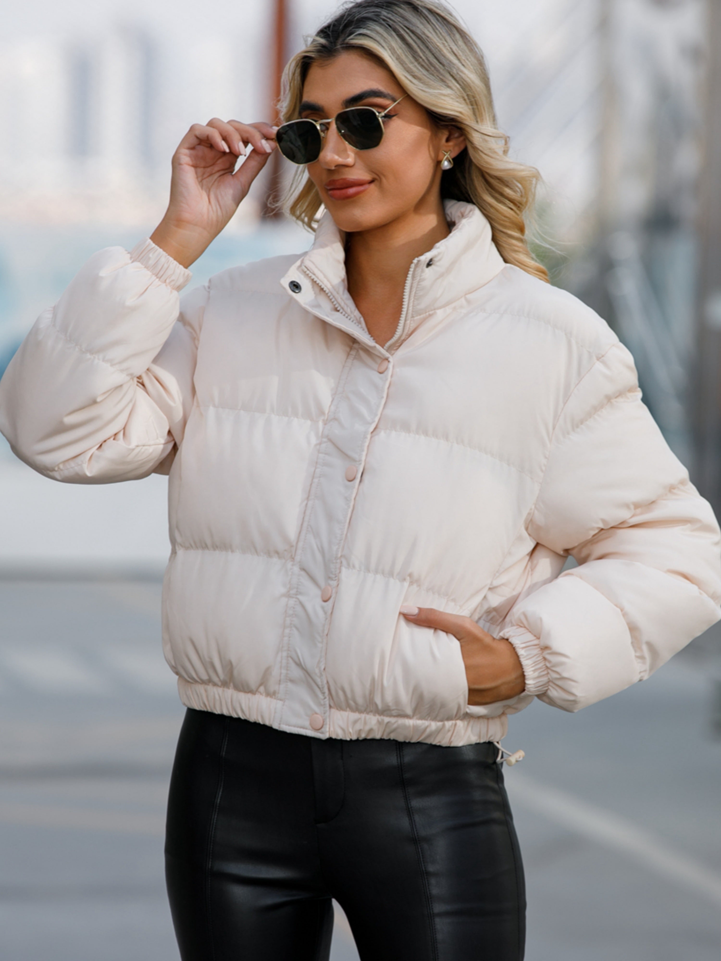 Lässige lange Winterjacke mit Druckknöpfen und Polsterung für Damen | Ideal für Herbst/Winter