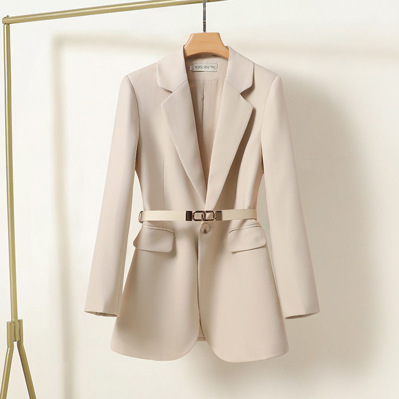 Orielle | Elegante und moderne Damenjacke