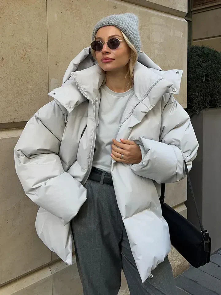 Ivora | Moderne Daunenjacke für Frauen