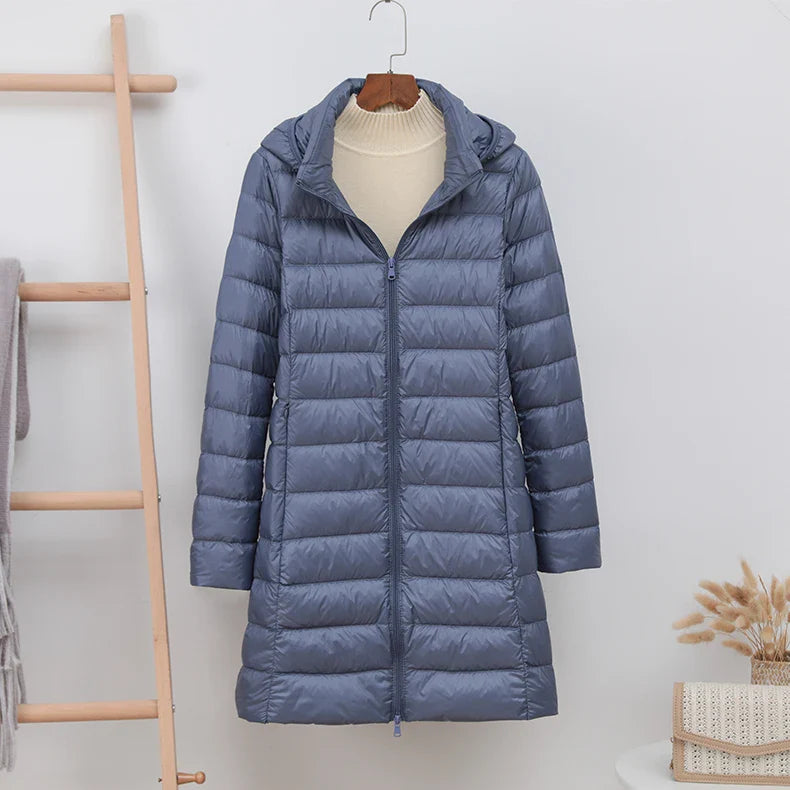 Helena – Leichte Damen-Winterjacke mit Abnehmbarer Kapuze