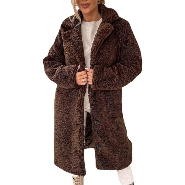 Tamara-Teddy-Mantel