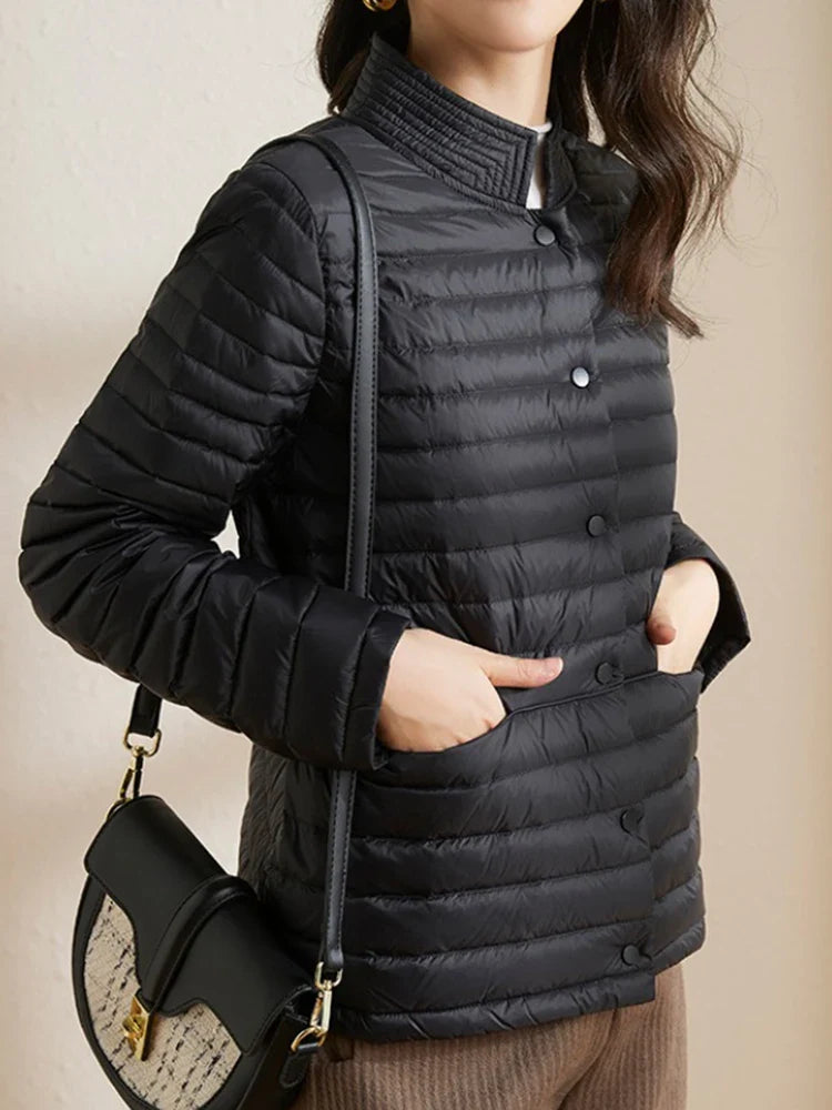 Bérénice - Leichte Daunenjacke Frau Herbst