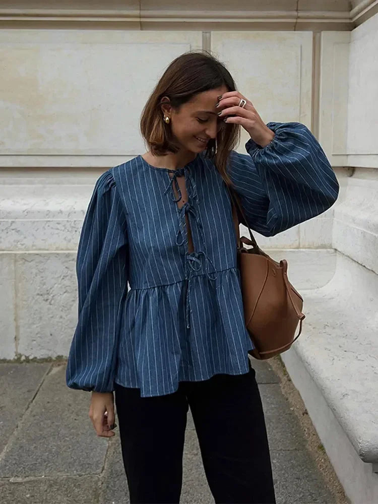 Grazia | Gestreiftes Schößchen-Top mit langen Ärmeln im Vintage-Stil