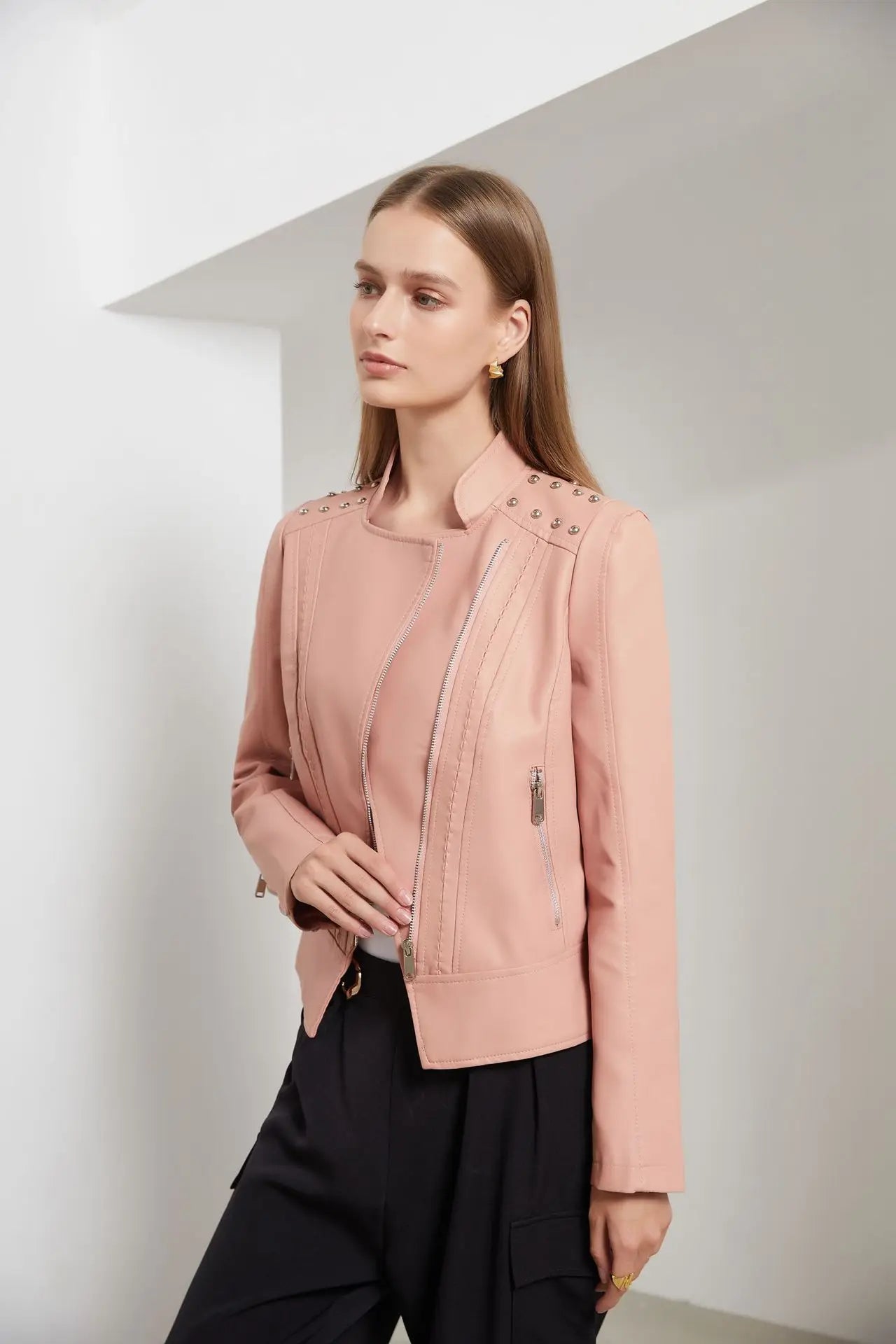 Helga - Kurze, Schlanke Lederjacke