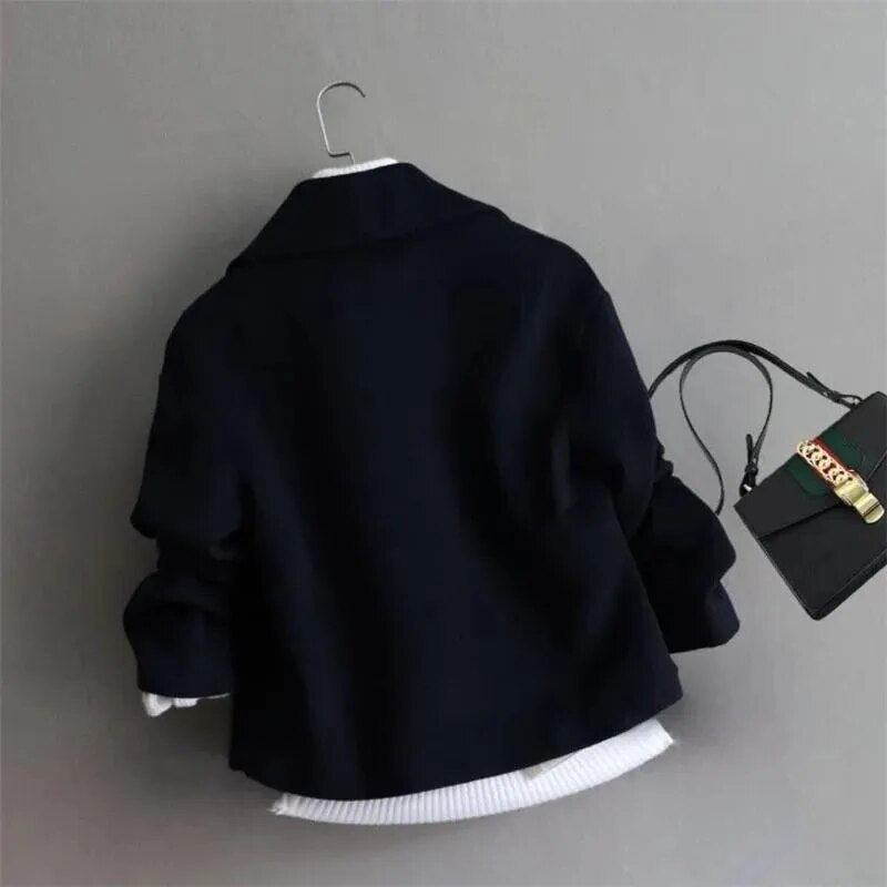 Olivine | Damen-Wolljacke mit breitem Kragen