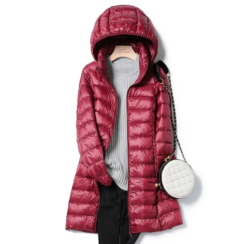 Lena – Leichte Damen-Daunenjacke mit Abnehmbarer Kapuze