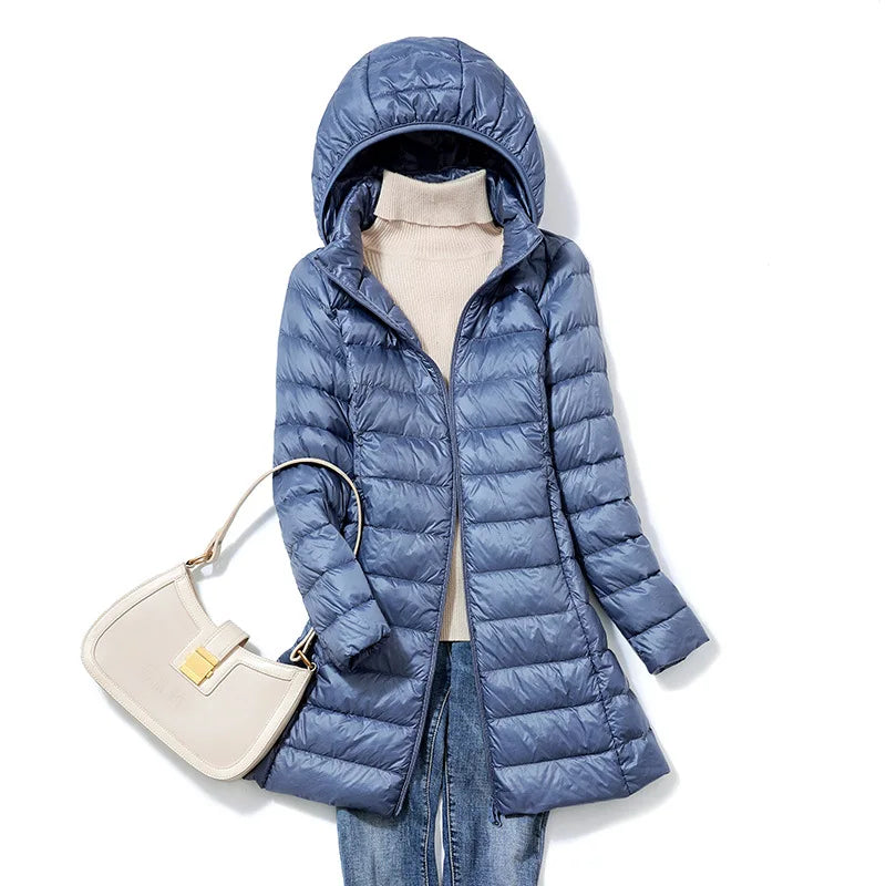 Lena – Leichte Damen-Daunenjacke mit Abnehmbarer Kapuze