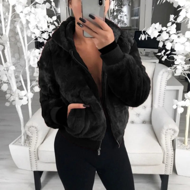 Ruby - Flauschiger Fleece-Bomber