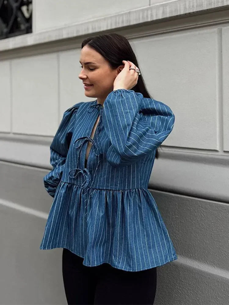 Grazia | Gestreiftes Schößchen-Top mit langen Ärmeln im Vintage-Stil