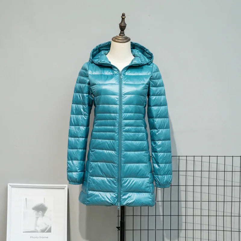 Mia – Lange Damen-Pufferjacke mit Kapuze