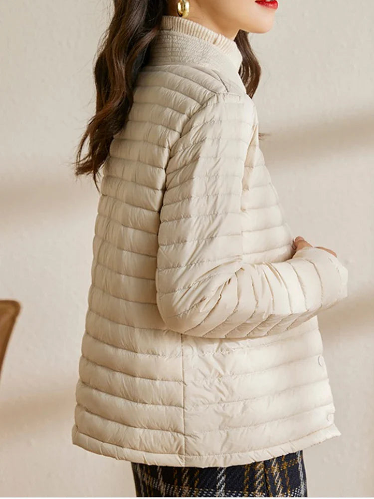 Bérénice - Leichte Daunenjacke Frau Herbst