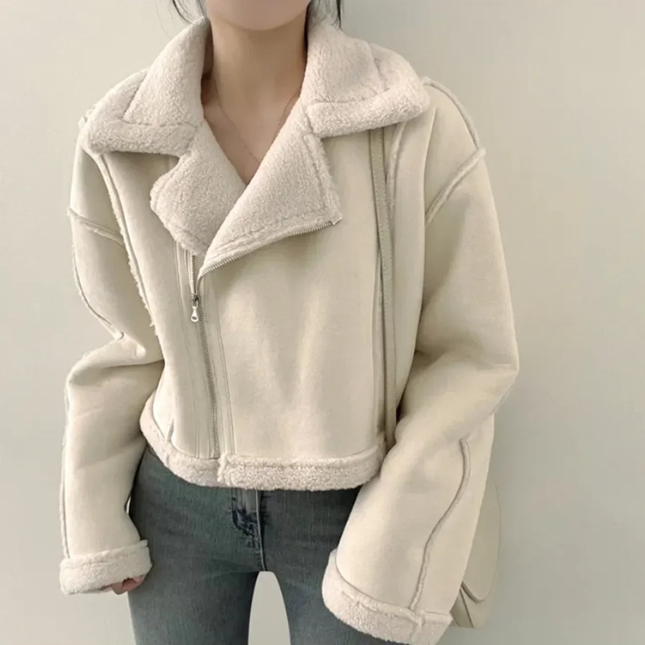 Freya– Wolljacke mit Reverskragen für Damen