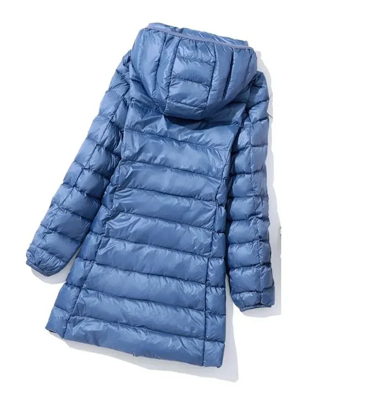 Emilia – Lange Damen-Daunenjacke mit Abnehmbarer Kapuze