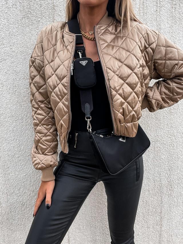 Pat - Stylische Kurze Gepolsterte Herbstjacke für Damen
