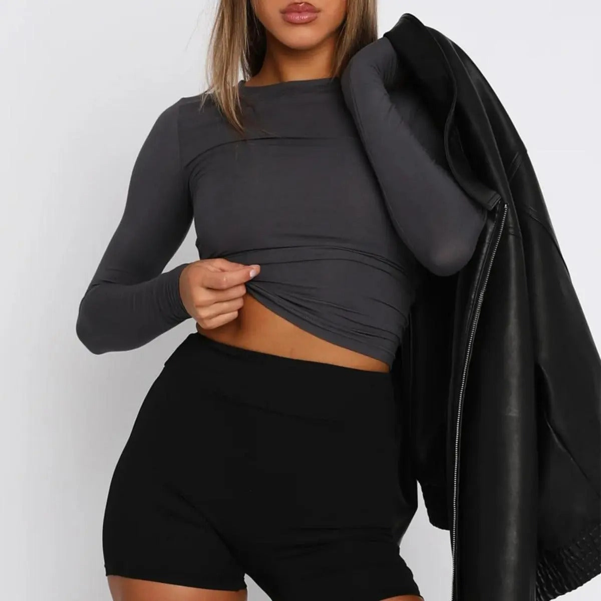 Lawanda | Langärmeliges Slim Top für Frauen