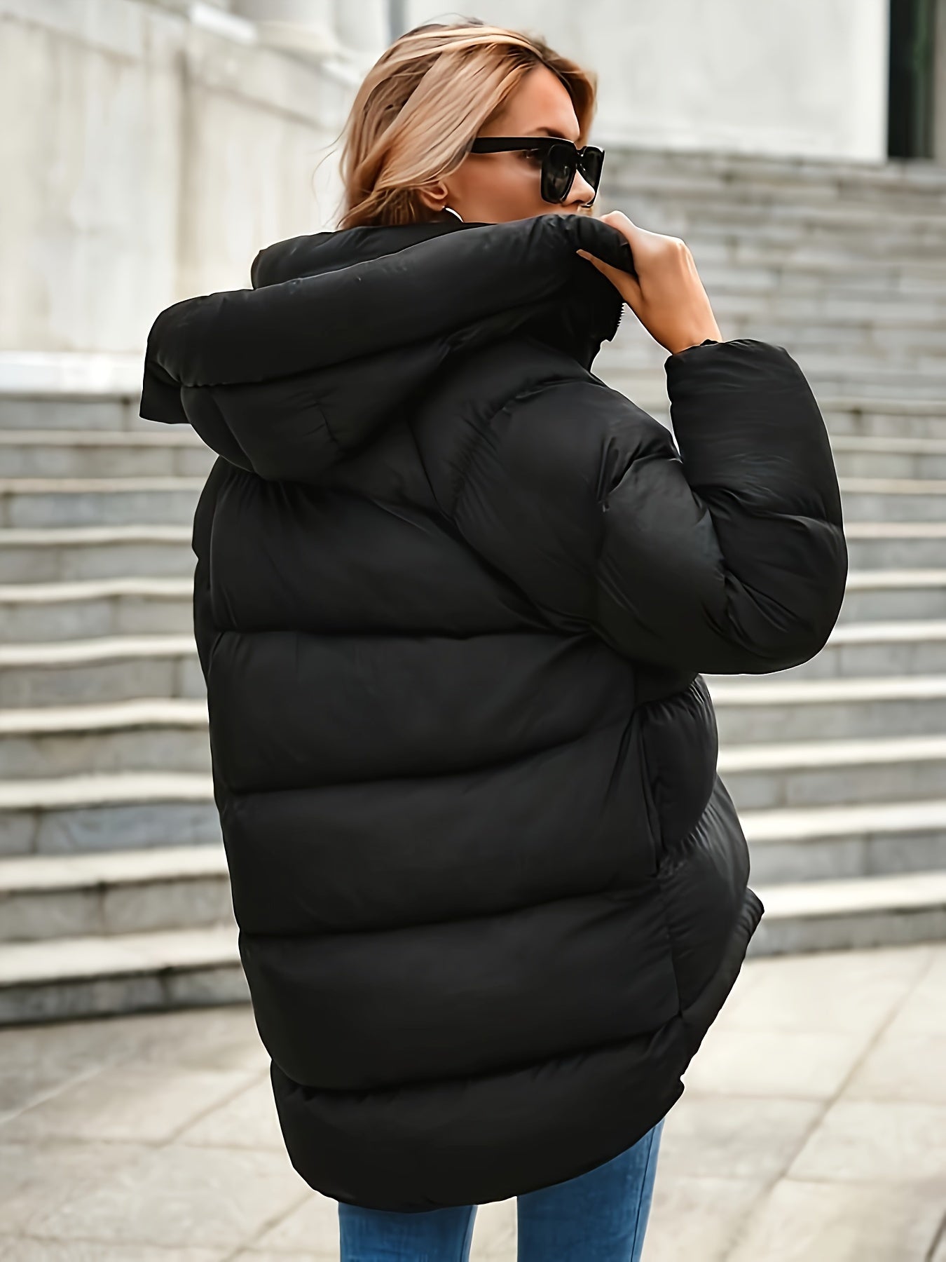 Evelynn | Elegante Puffer-Winterjacke mit Kapuze für Frauen