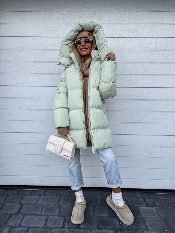 Ivora | Moderne Daunenjacke für Frauen