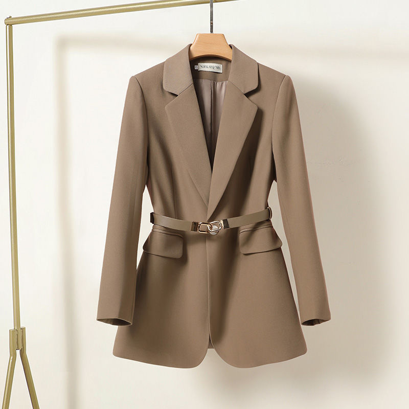 Orielle | Elegante und moderne Damenjacke