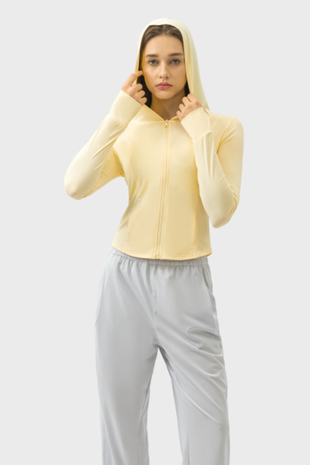Trinelle | Funktionelle Trainingsjacke mit Kapuze