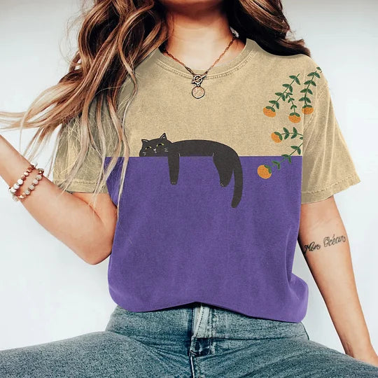 Tamsin - Kreatives T-Shirt Mit Abstraktem Schwarzen Katzenmotiv