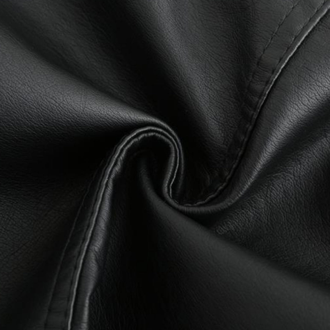Lässige, biker-inspirierte vegane Lederjacke mit Reissverschlussdetails für Damen | Ideal für den Winter