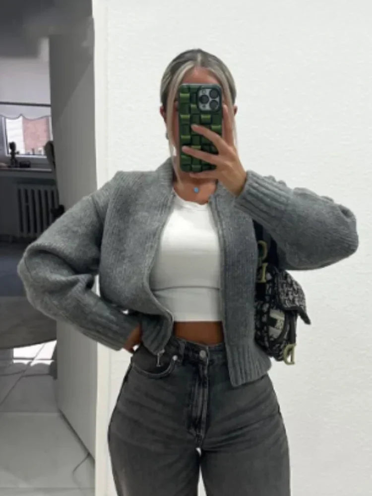 Nellie - Eleganter Grauer O-Neck Strickmantel für Damen