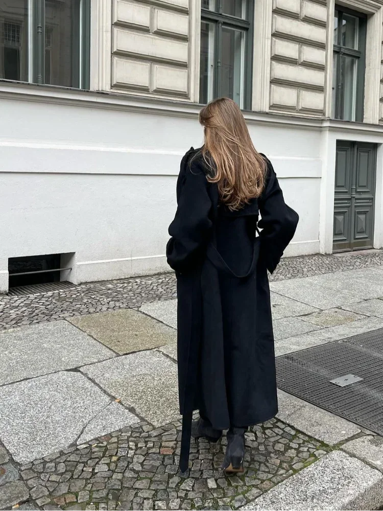 Eraida | Mantel aus Wolle in Übergröße