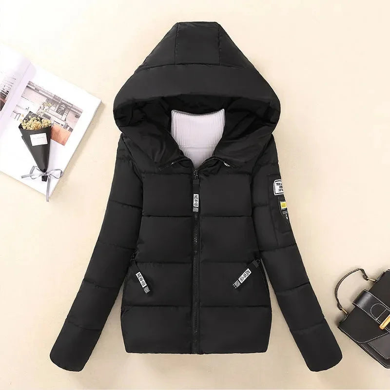 Ava - Kurze Warme Winterjacke für Frauen