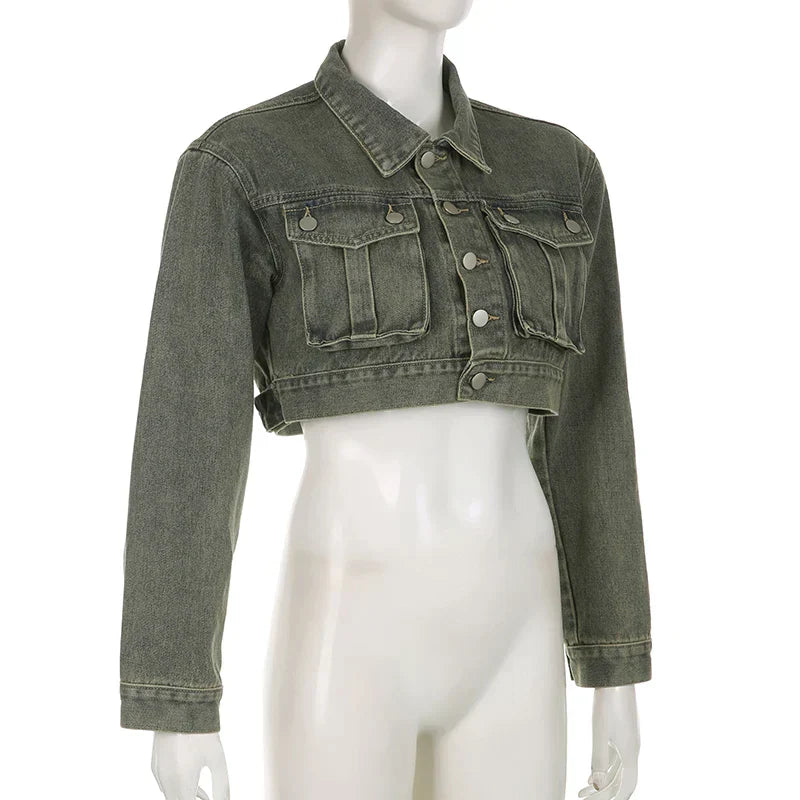 Jenny - Kurze Jeansjacke mit Großen Taschen für Damen