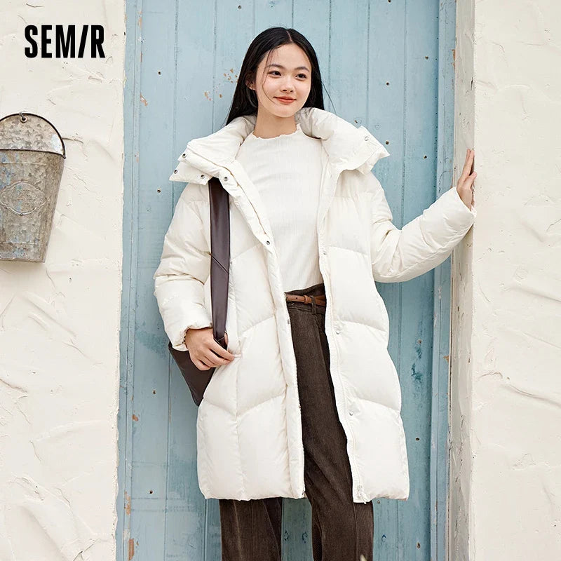 Clara – Lange Damen-Daunenjacke mit Hohem Kragen