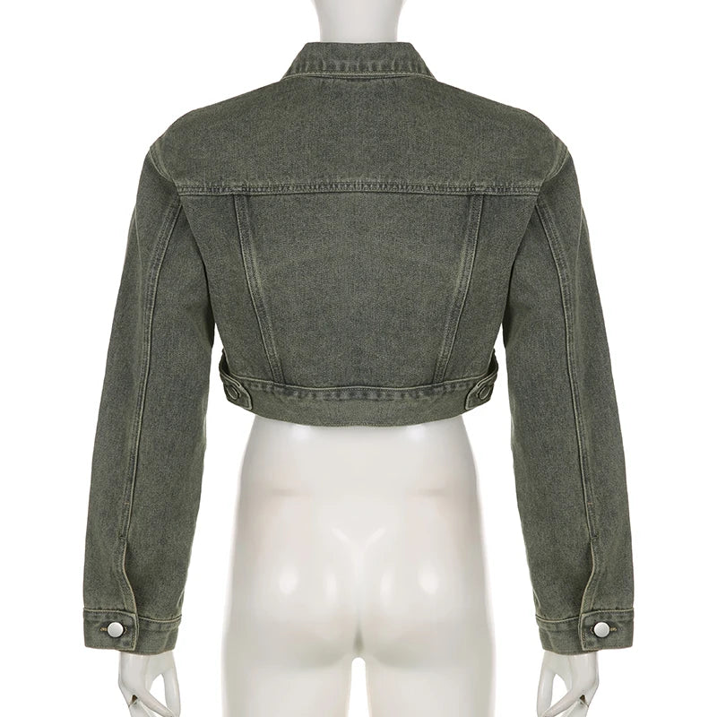 Jenny - Kurze Jeansjacke mit Großen Taschen für Damen