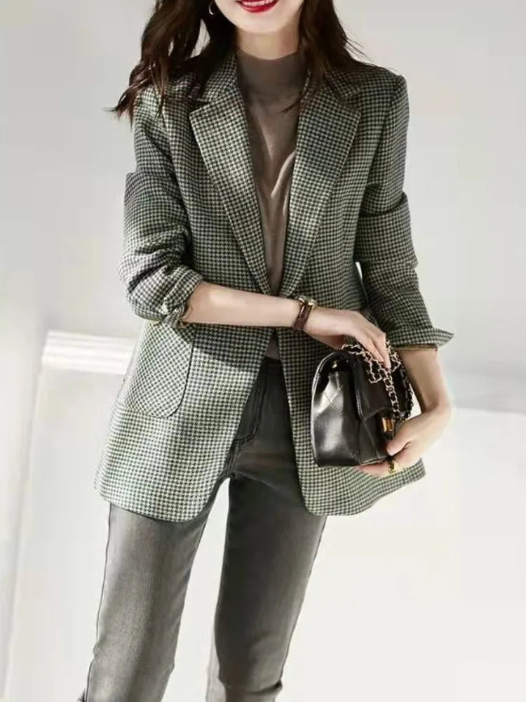 Kantuta– Karierter Damen-Blazer mit Ein-Knopf-Verschluss