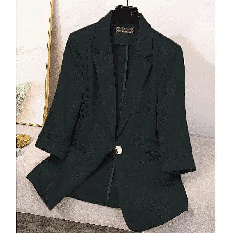 Ryann– Damenjacke mit Dreiviertelärmel und stilvollem Design