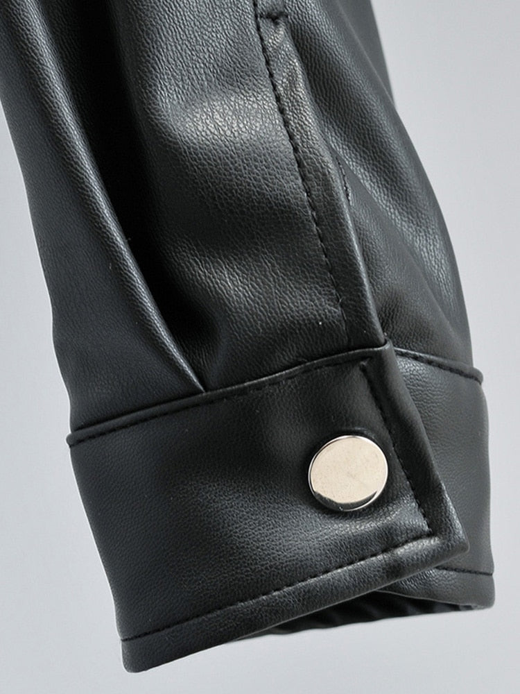 Gaia - Stilvolle Schwarze Herbstlederjacke mit Fransen für Frauen