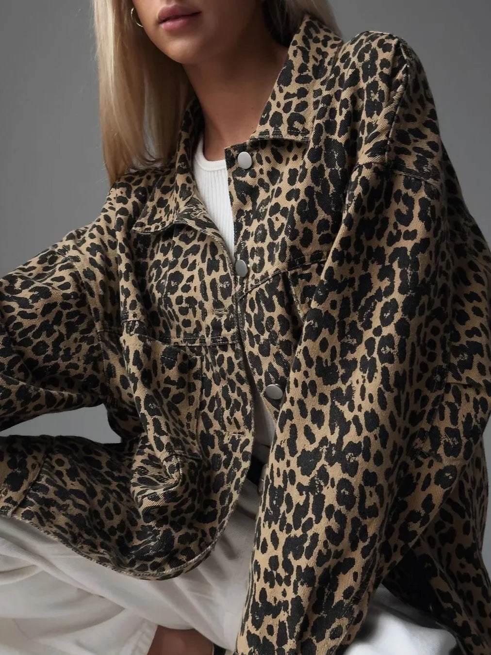 Denimjacke mit Leopardenmuster für Damen
