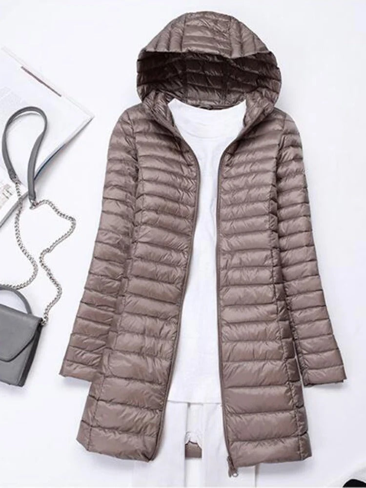 Tessa - Lange Entendaunen-Winterjacke mit Lockerer Passform und Kapuze für Frauen