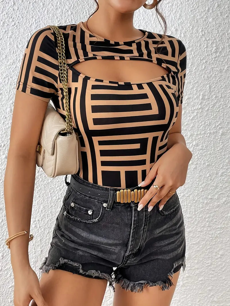 Ellaine - Elegantes T-Shirt mit Ausschnitt für Damen