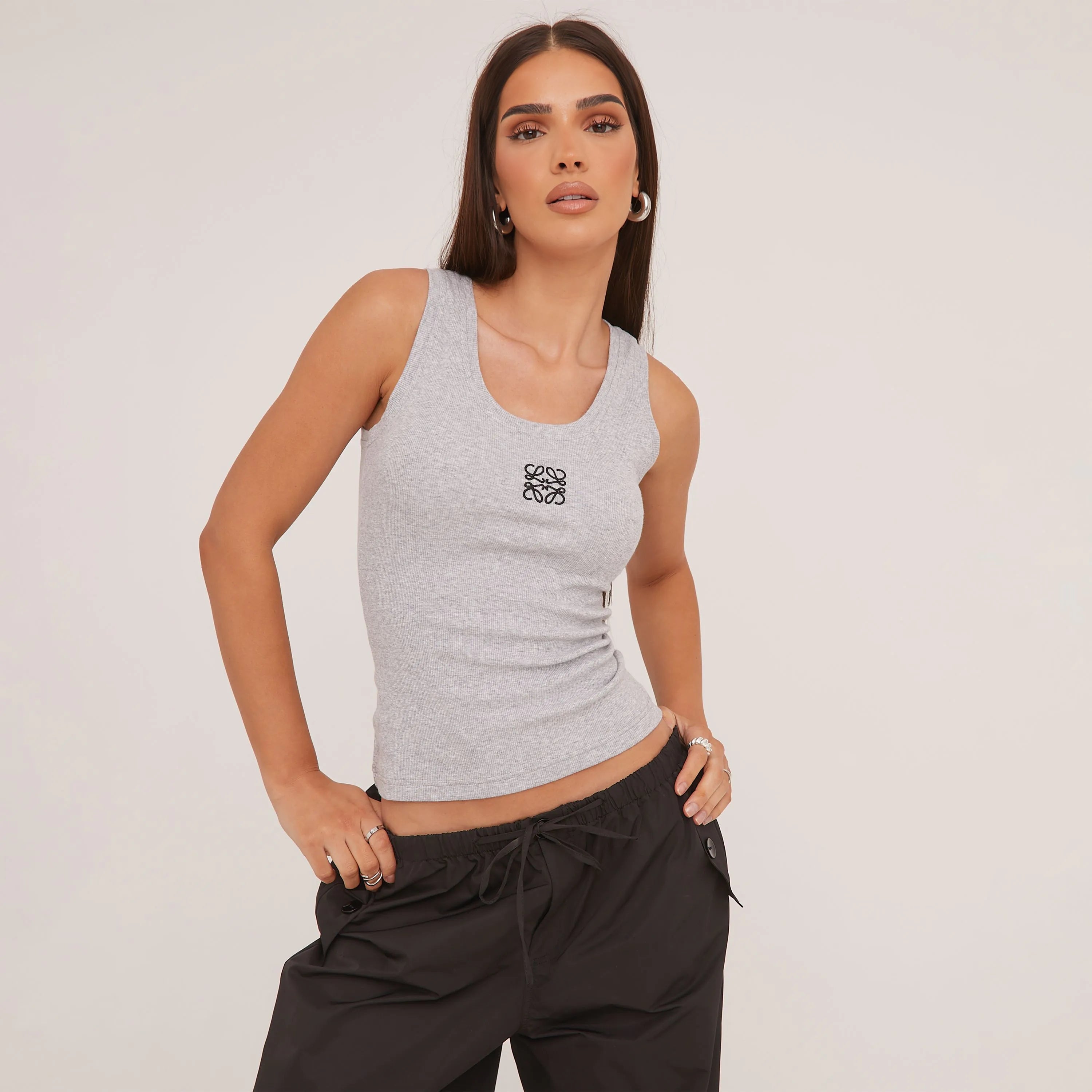 Lara - Minimalistisches Tanktop - Perfekt für den Sommer