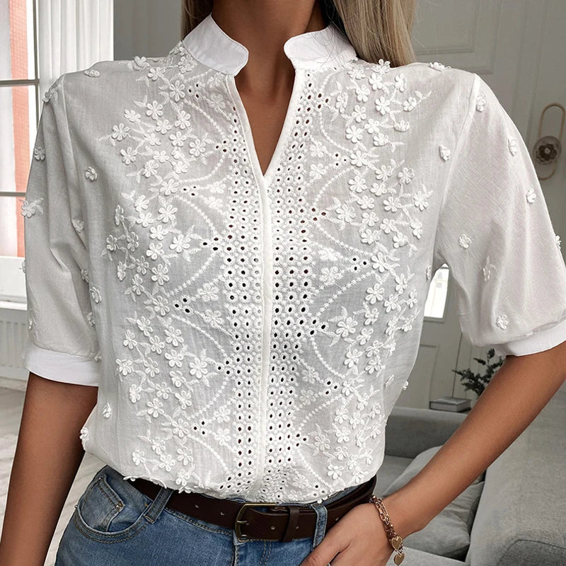 Clara - Schicke Weiße V-Ausschnitt Bluse mit Print für Damen