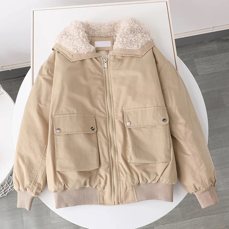 Luna – Damen Jacke mit Kunstfell-Futter und Kapuze
