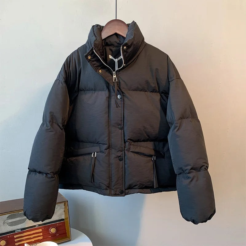 Emma – Damen Pufferjacke mit Stehkragen und lockerer Passform