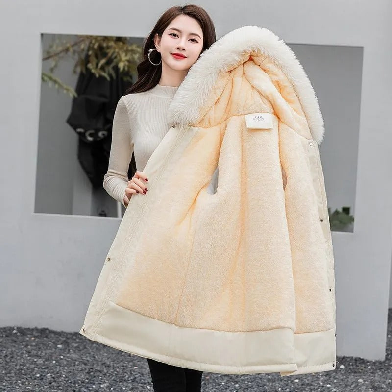 Zola– Damen-Winterjacke mit Kapuze und Wollfutter