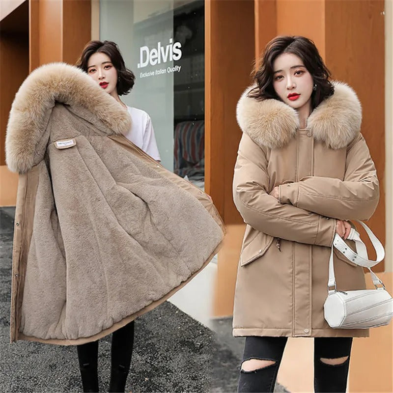 Sara - Lange Jacke mit Pelzkragen für Frauen