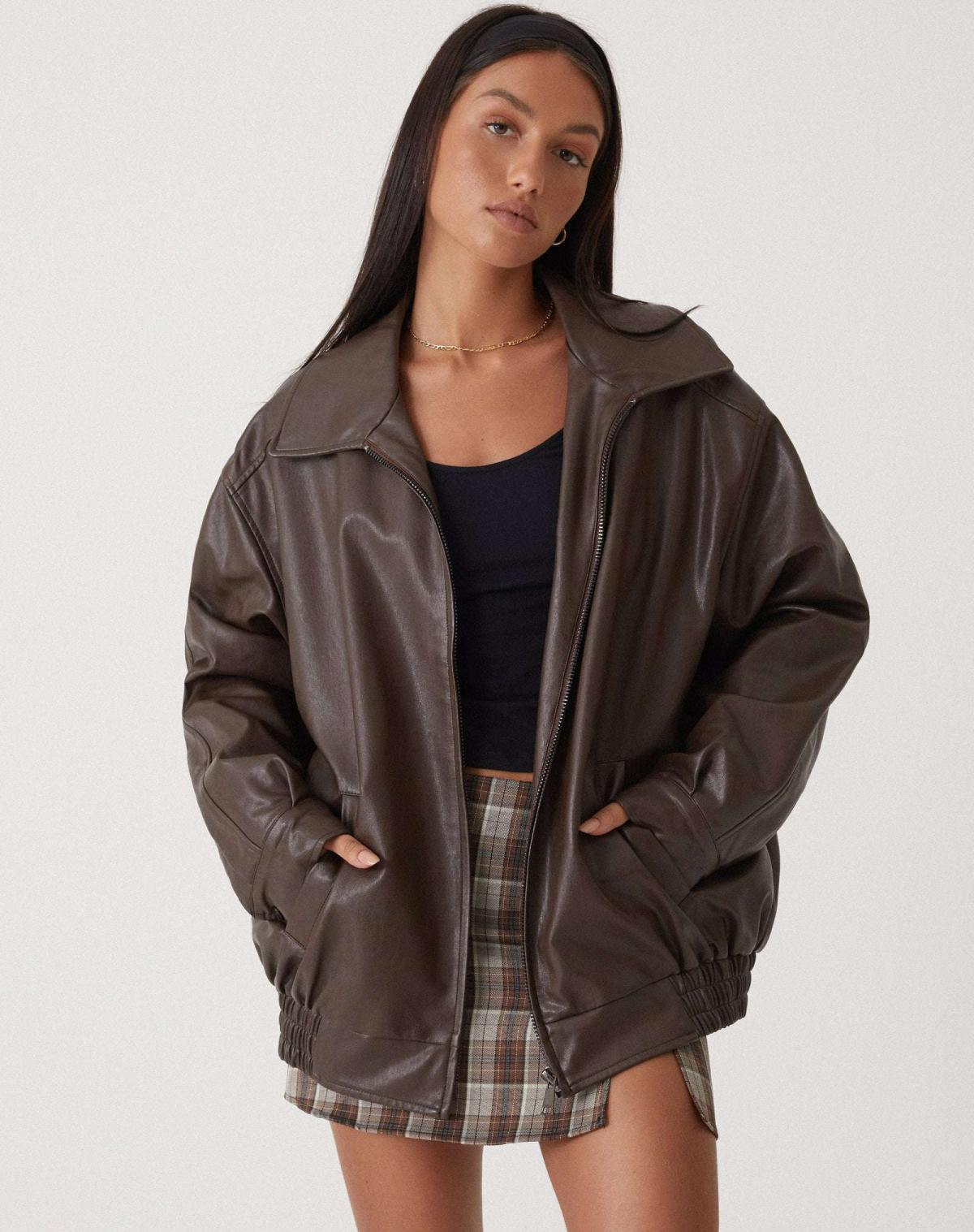 Neysha | Lose Lederjacke in Übergröße
